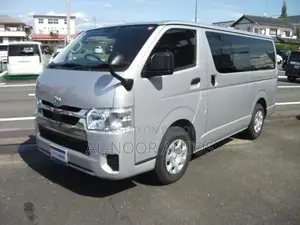 Toyota HiAce 2021 Silver