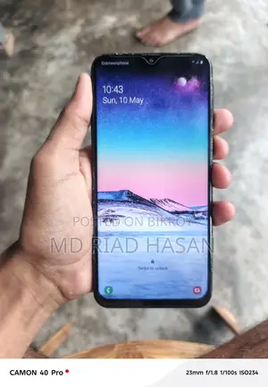 Samsung Galaxy M20 32 GB Black