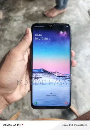 Samsung Galaxy M20 32 GB Black