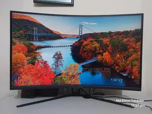 Titan Army 32" Gaming Curve Monitor