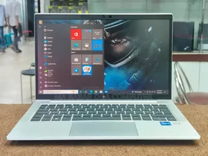Laptop HP EliteBook 830 G8 8GB Intel Core I5 SSD 256GB