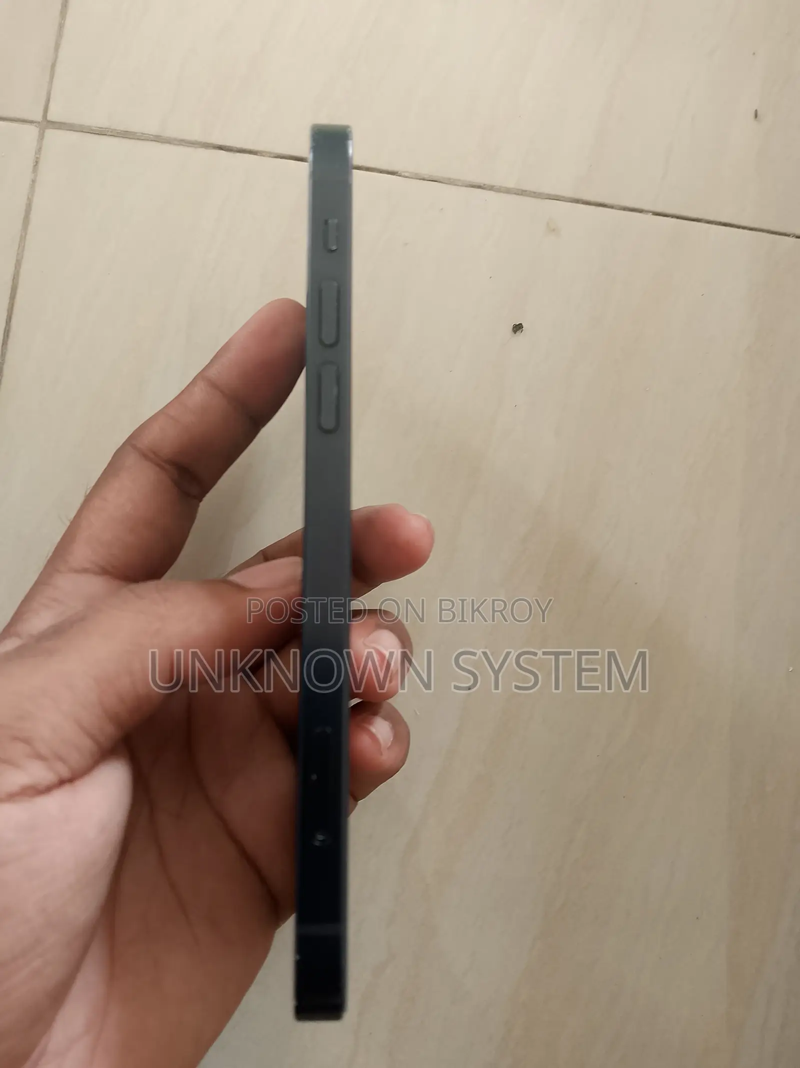 Apple iPhone 12 64 GB Black