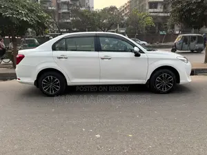 Toyota Axio 2017 White