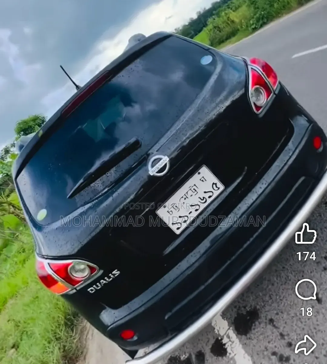Nissan Dualis 2011 Black