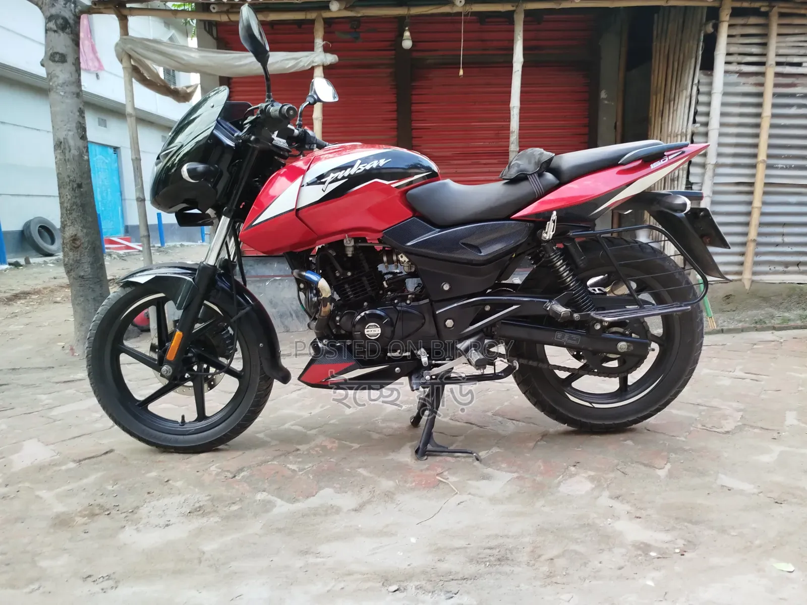 Bajaj Pulsar 150 2022 Red