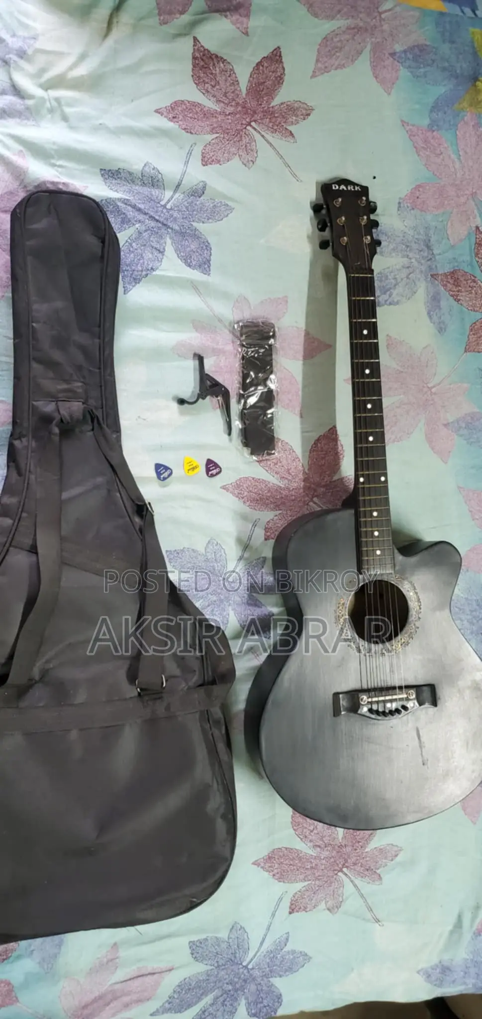 Acoustic Guitar
