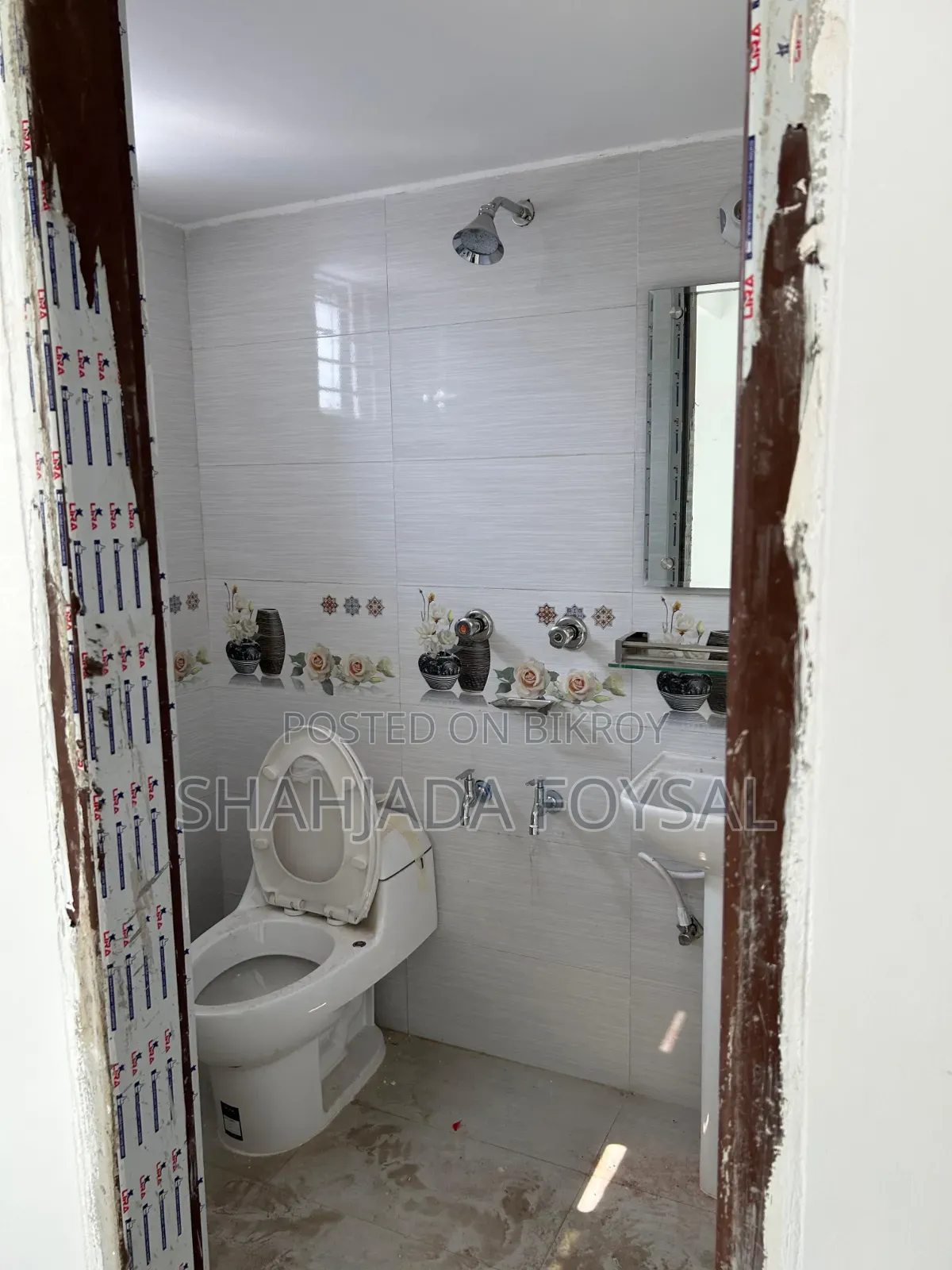 Furnished 3bdrm Apartment in Swapno Neer Project, Badda for Sale