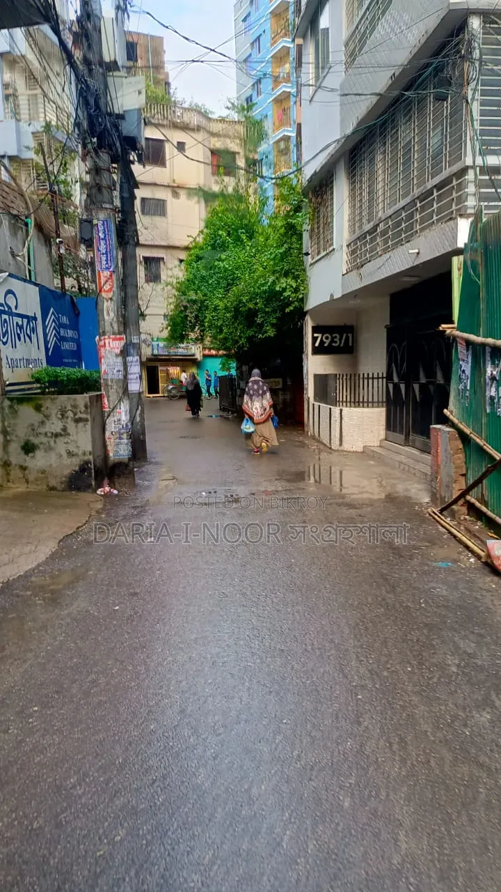12-Bedroom House in Mirpur-2 for Sale