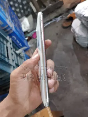 Apple iPhone XS Max 64 GB White