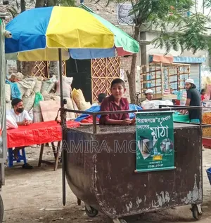 Food Cart Made of Iron with Premium Wheels