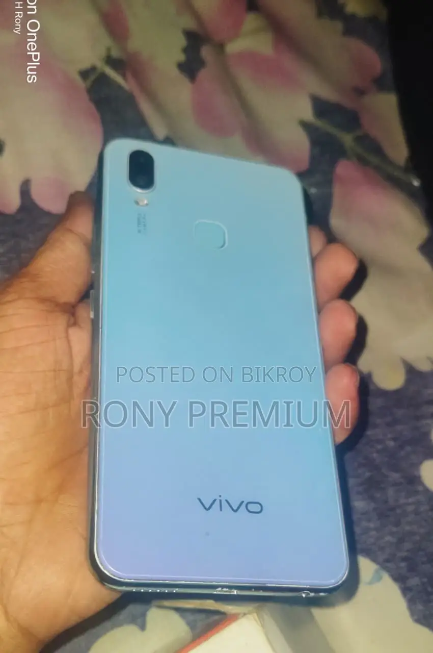 Vivo Y11 32 GB Blue