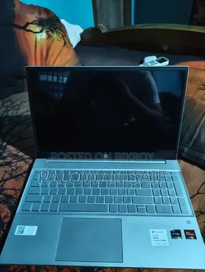 Laptop HP Pavilion 15 8GB AMD Ryzen 7 SSD 512GB