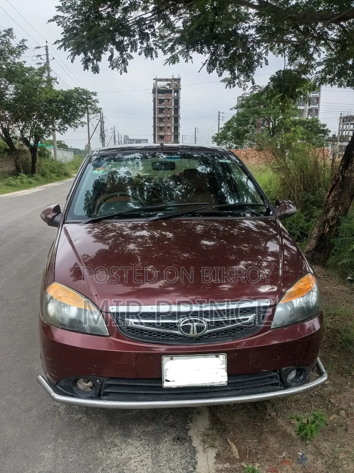 Tata Indigo 2015 Maroon