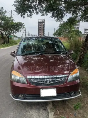 Tata Indigo 2015 Maroon