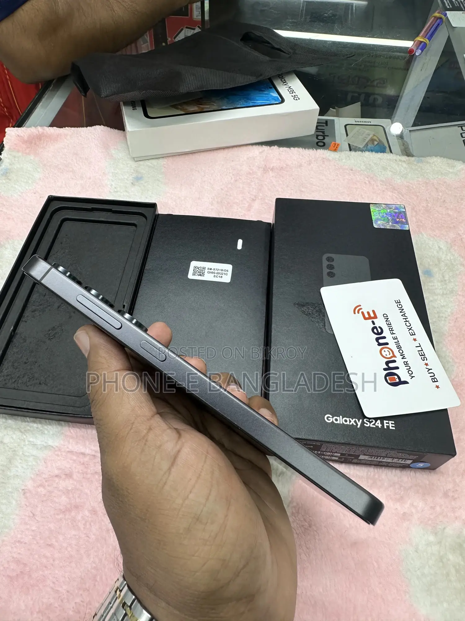 Samsung Galaxy S24 FE 256 GB Black