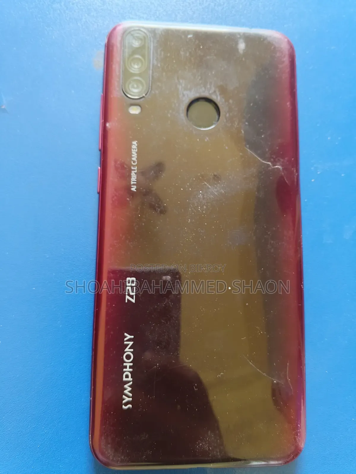 Symphony Z28 32 GB Red
