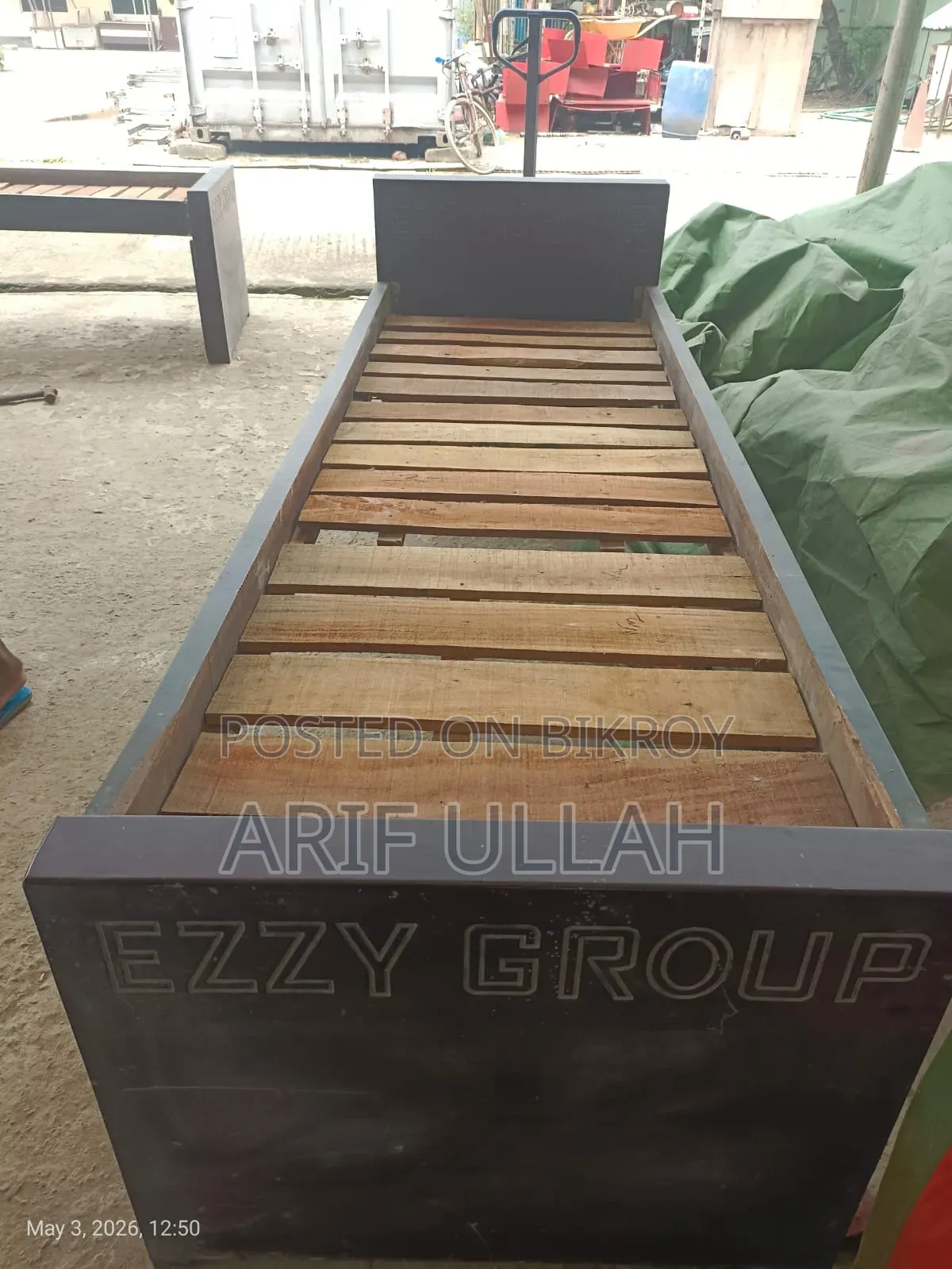 Wooden Single Bed. Length 7' Wide 2.5'