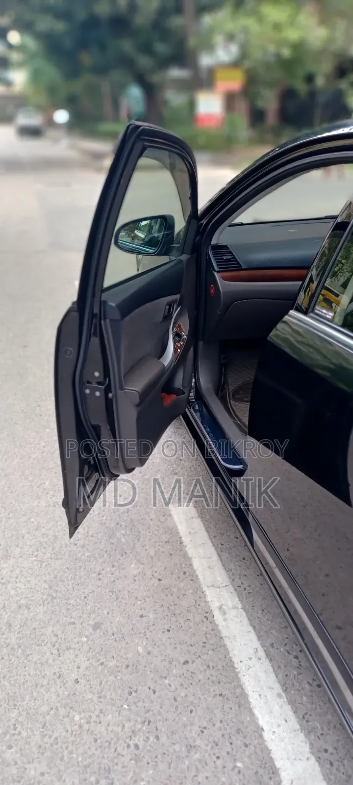 Toyota Premio 2013 Black