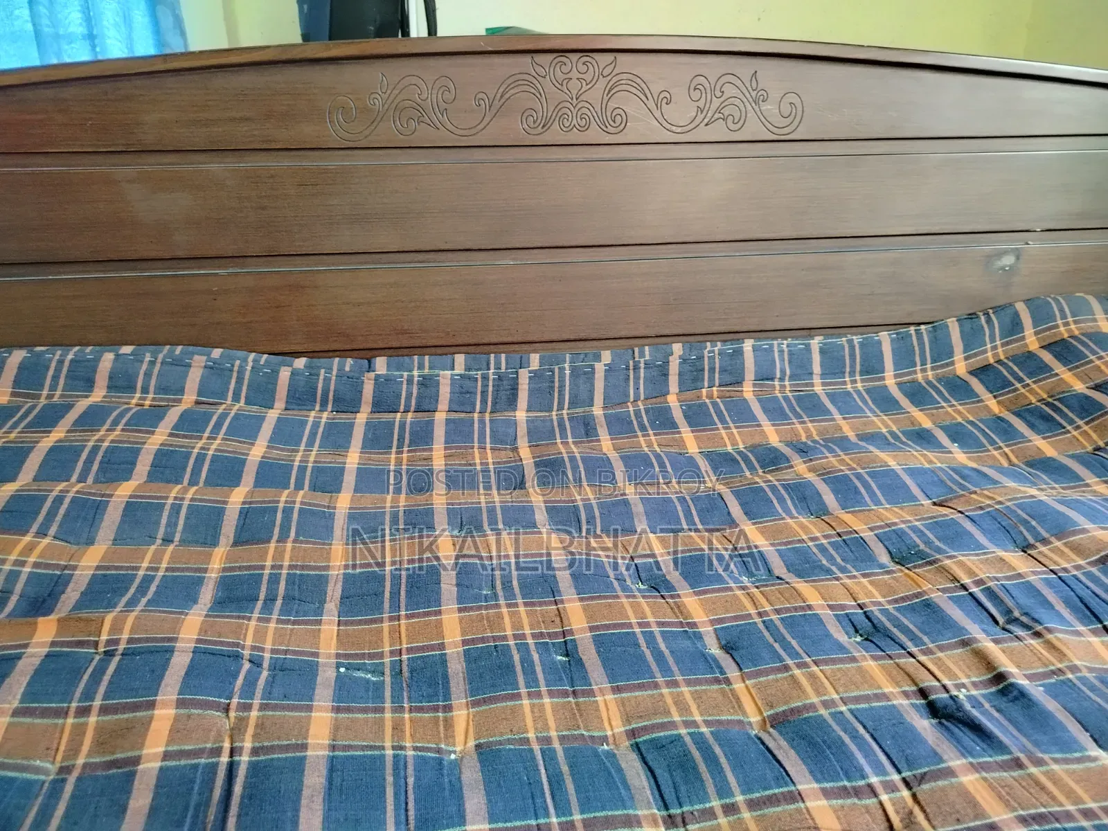 Mahogany Wood Bed for Urgent Sale