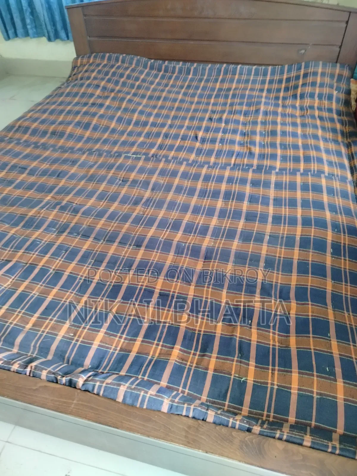 Mahogany Wood Bed for Urgent Sale