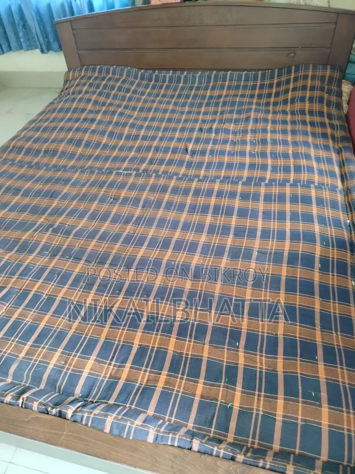 Mahogany Wood Bed for Urgent Sale