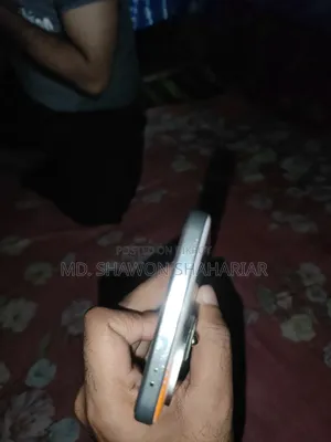 Vivo iQOO 10 256 GB Orange