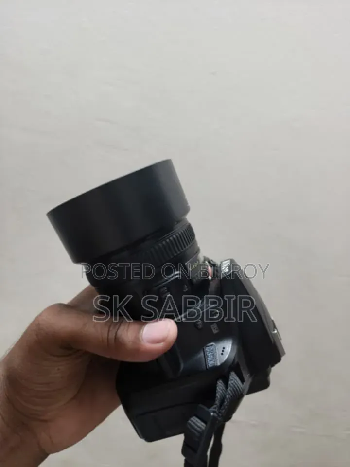 Camera for sale due to urgent need for money