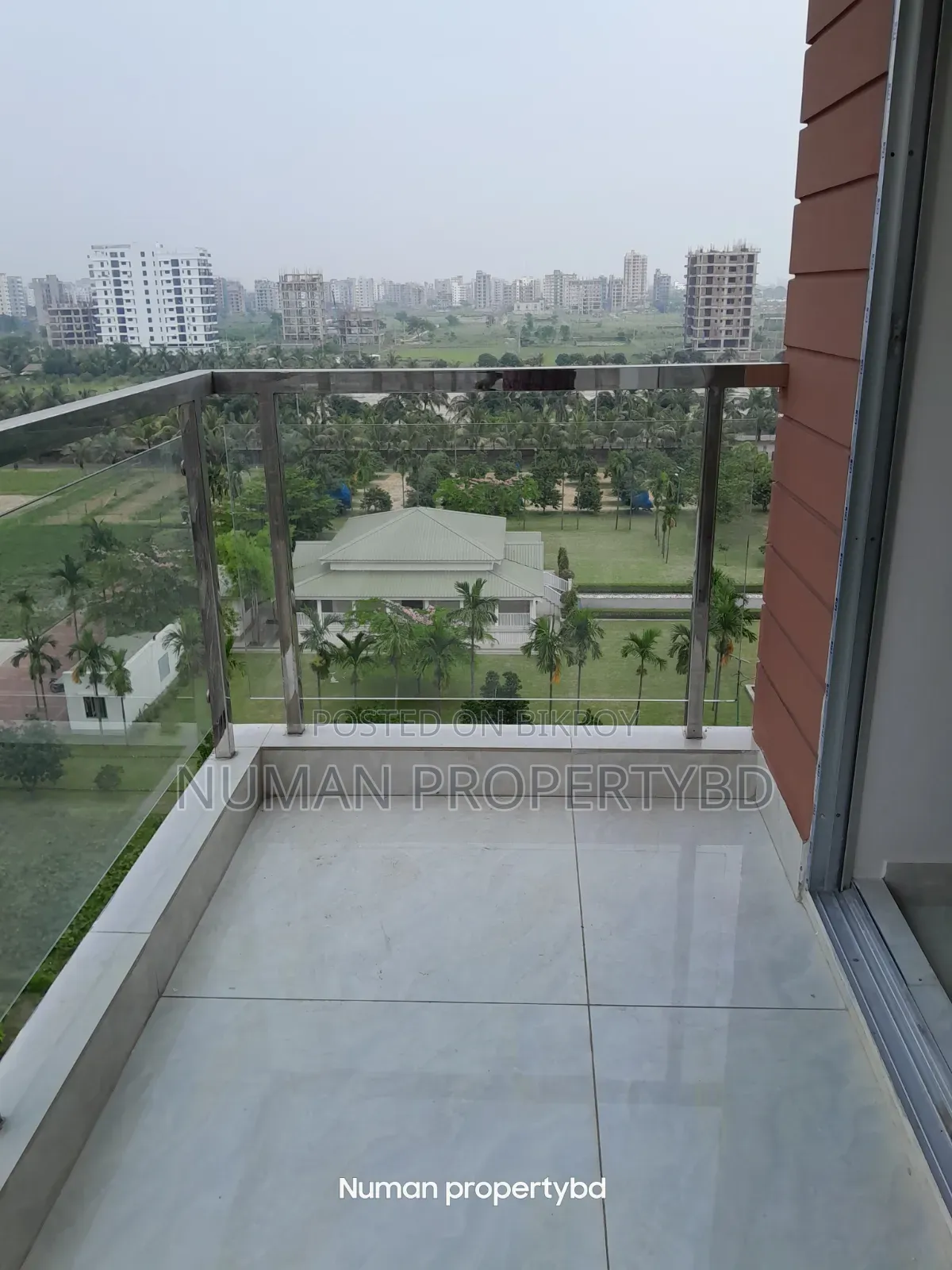 4bdrm Apartment in Numan Propertybd, Basundhara for Rent