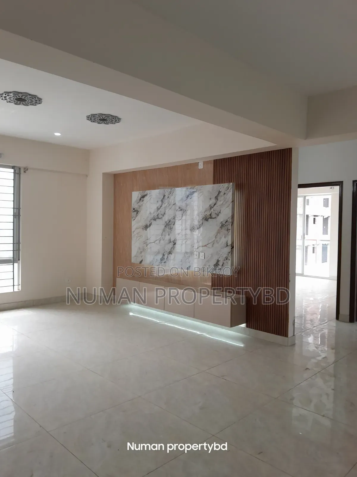 4bdrm Apartment in Numan Propertybd, Basundhara for Rent