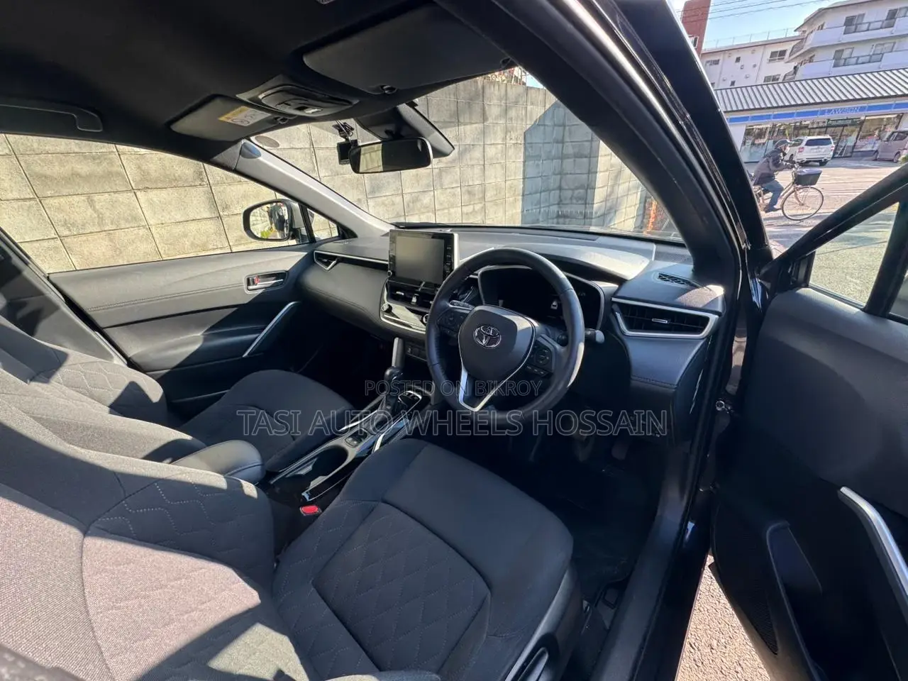 Toyota Corolla Cross 1.8 Hybrid FWD 2022 Black