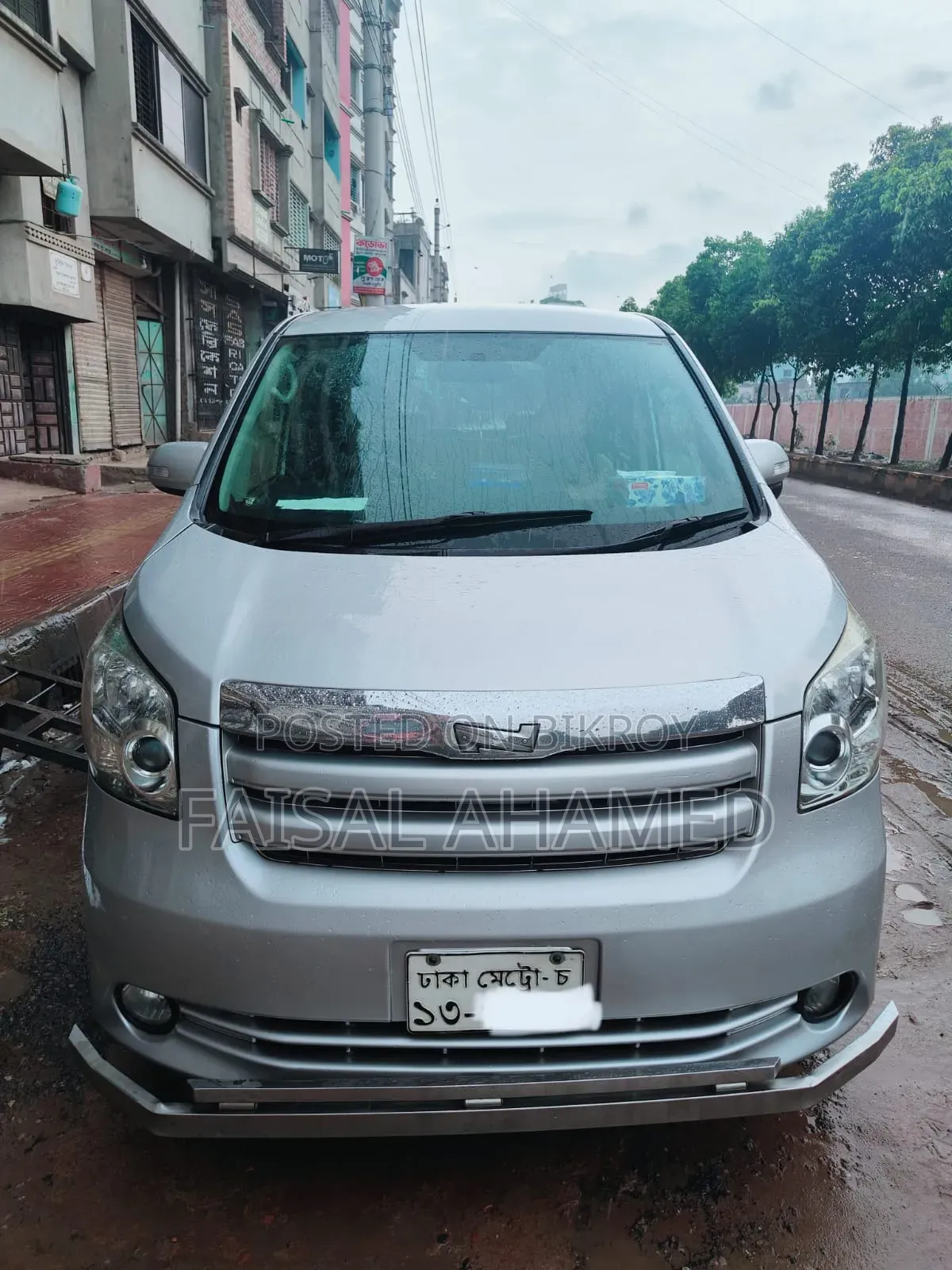 Toyota Noah 2007 Silver