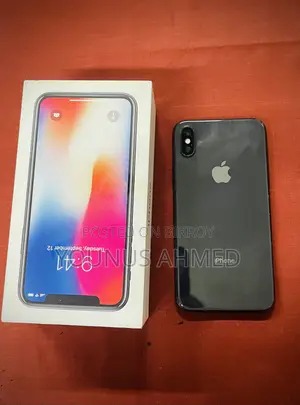 Apple iPhone X 64 GB Black