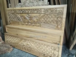 এক দম নতুন খাট।