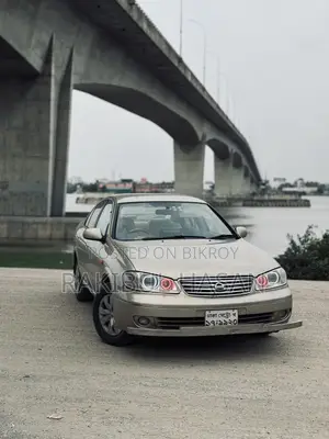 Nissan Sunny 2005 Gold