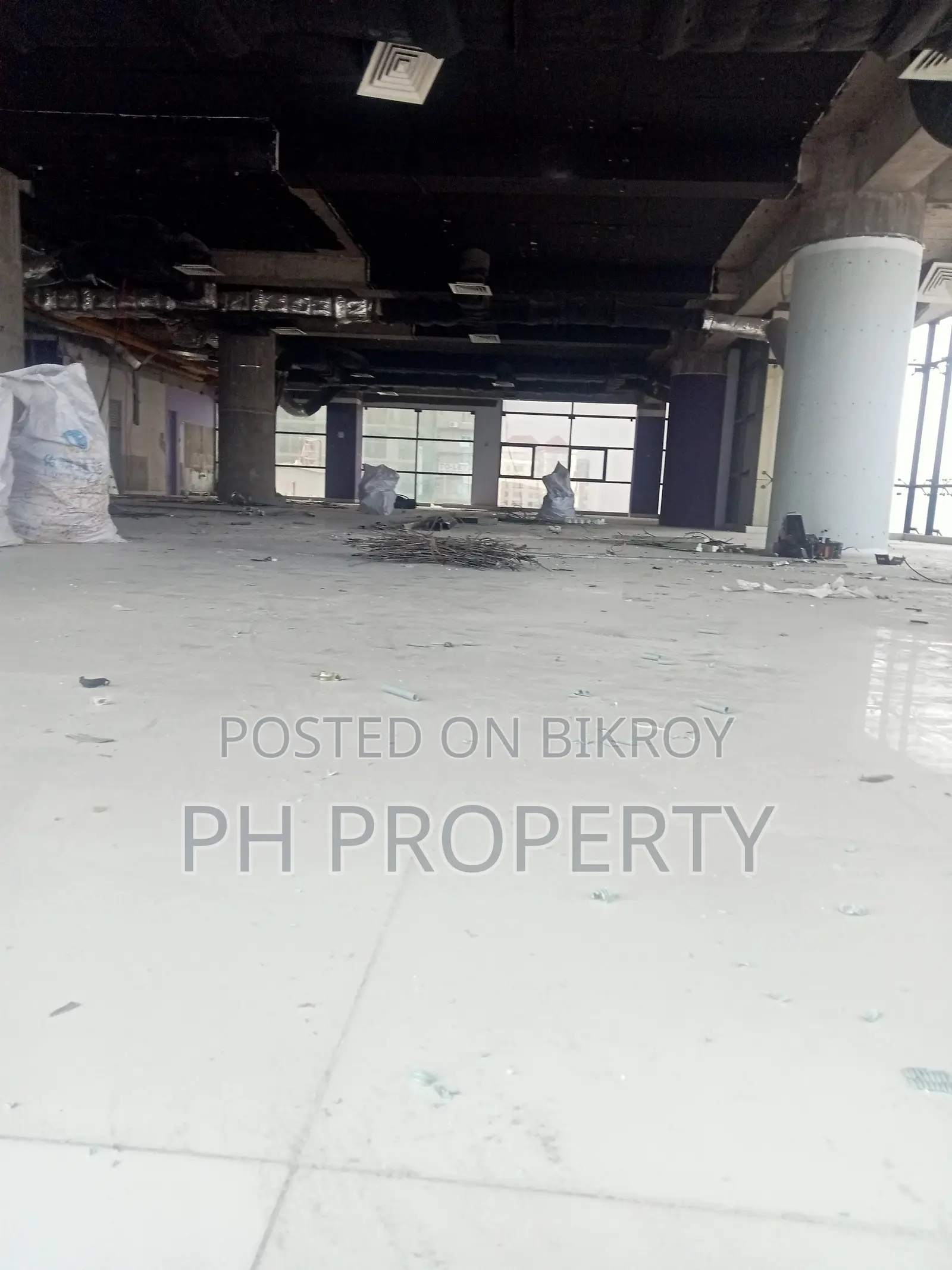 ৬২০০ বর্গফুটের কমার্শিয়াল স্পেস আপনার অপেক্ষায় | গুলশান এভিনিউ