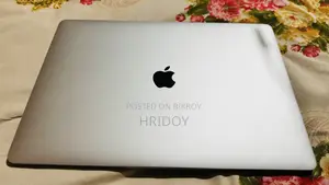 Laptop Apple MacBook Pro 2017 16GB Intel Core I7 SSHD+SSD 512GB