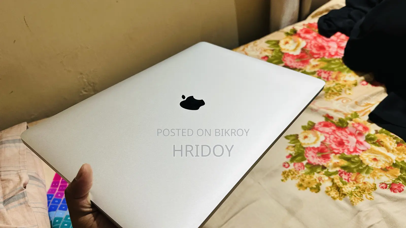 Laptop Apple MacBook Pro 2017 16GB Intel Core I7 SSHD+SSD 512GB