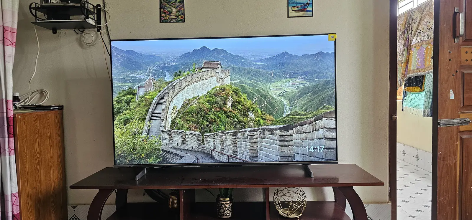 Hisense 55 Inch Bezelless Dolby Vision Tv With Regal Tv Cabinet