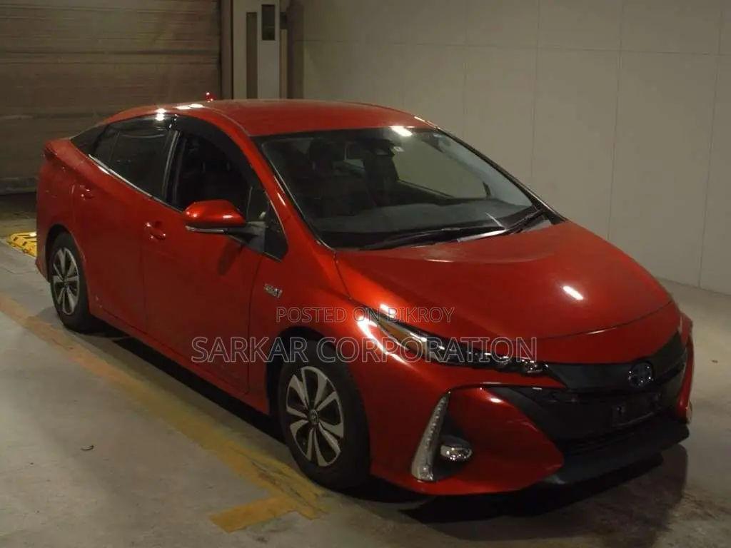 Toyota Prius 2020 Red
