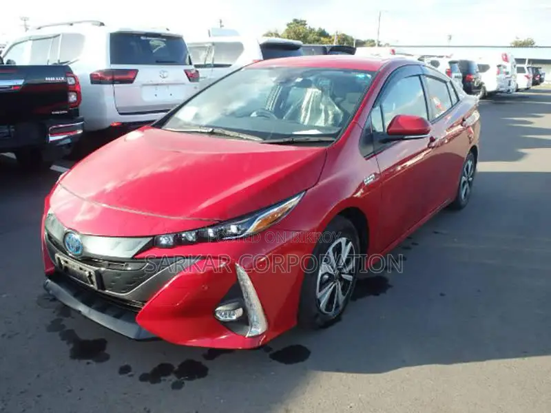 Toyota Prius 2020 Red