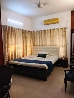Furnished 3bdrm Apartment in Gulshan for Rent