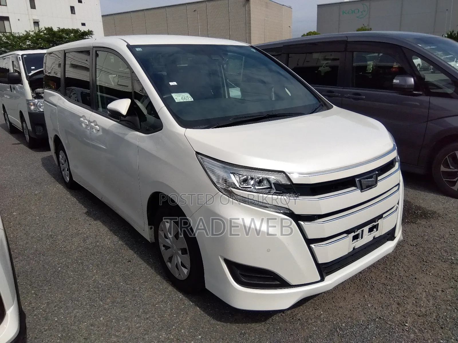 Toyota Noah 2020 Pearl