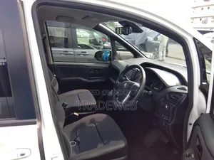 Toyota Noah 2020 Pearl