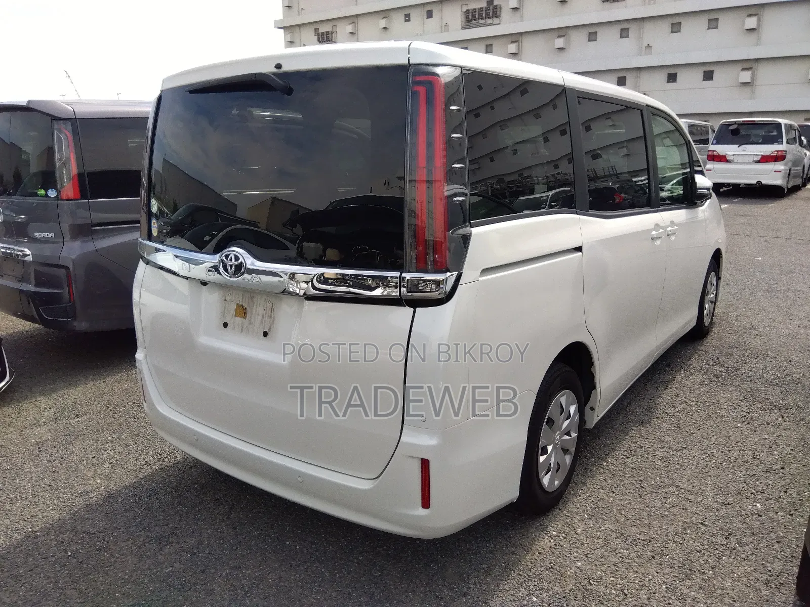 Toyota Noah 2020 Pearl