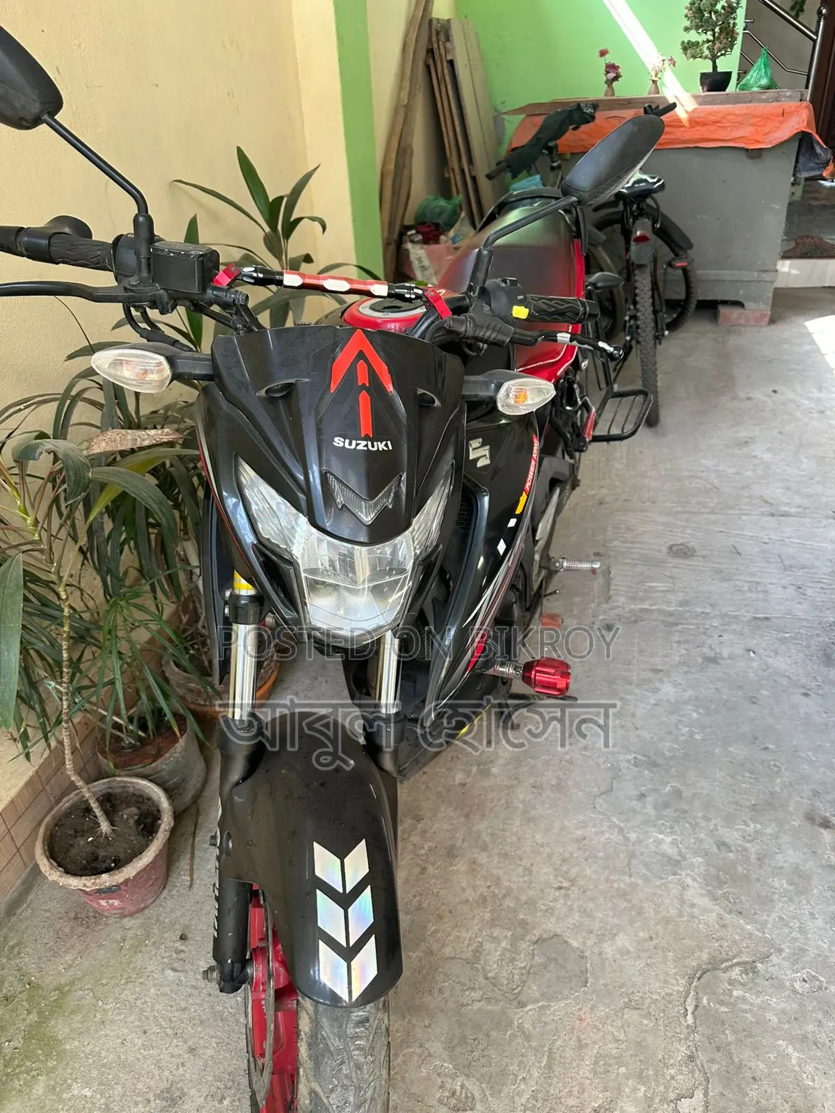 Suzuki Bandit 150 2021 Red