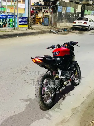 Bajaj Pulsar NS 160 2018 Red