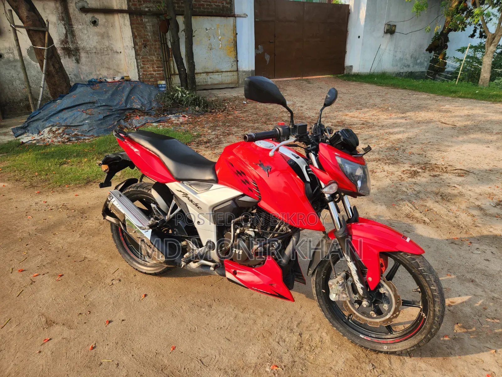 TVS Apache 160 4V 2020 Red