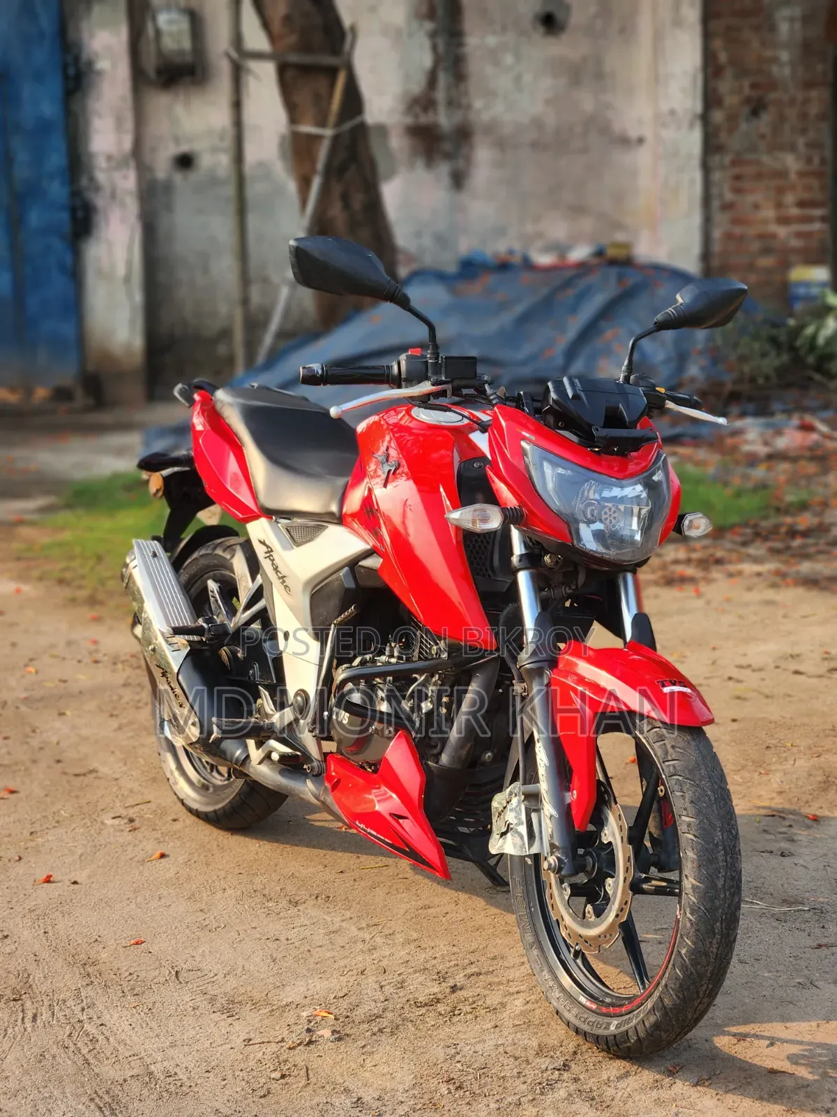 TVS Apache 160 4V 2020 Red