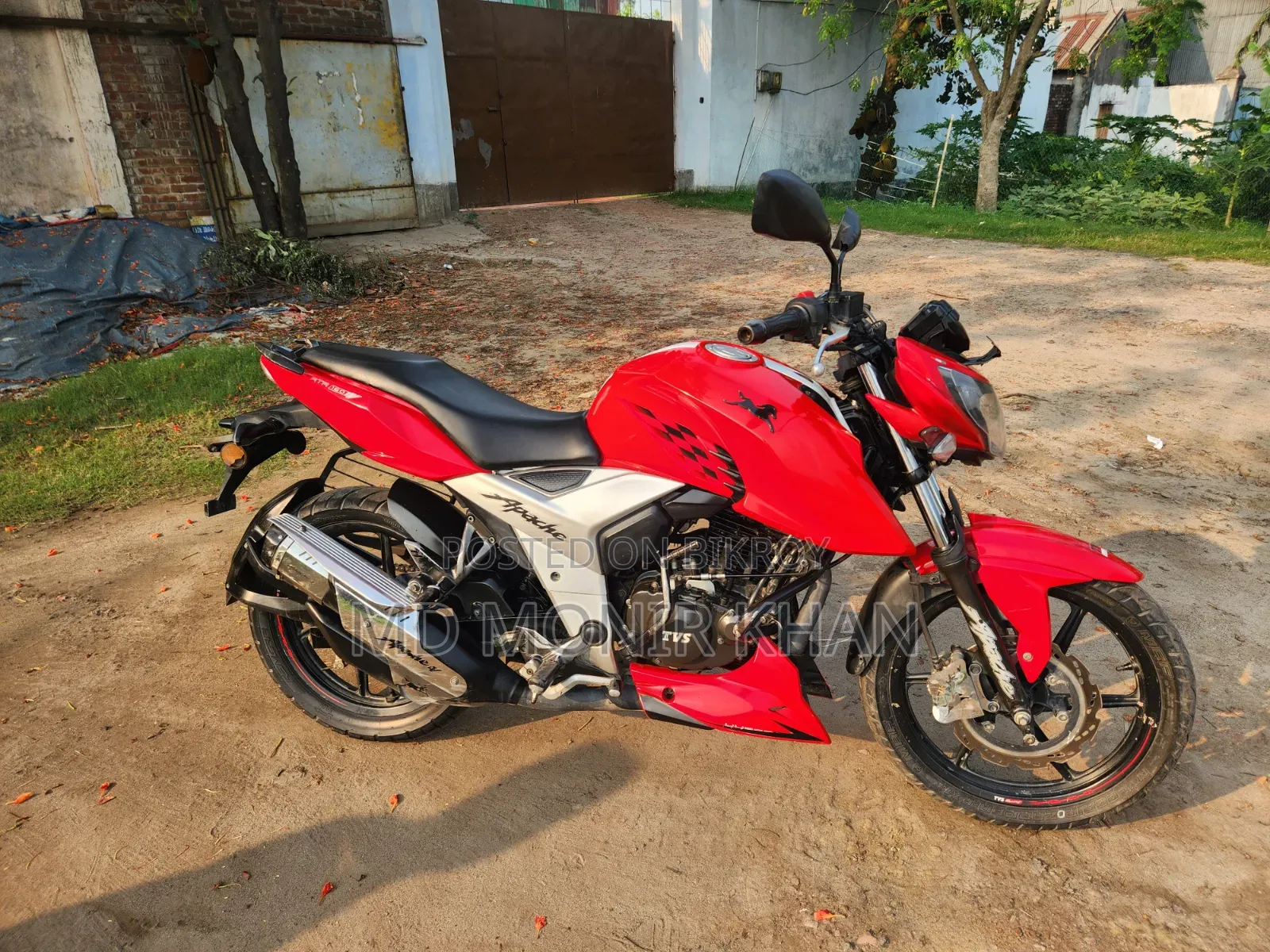 TVS Apache 160 4V 2020 Red