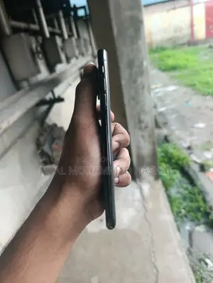 অ্যাপল আইফোন এক্সএস ম্যাক্স ৬৪ জিবি ব্ল্যাক